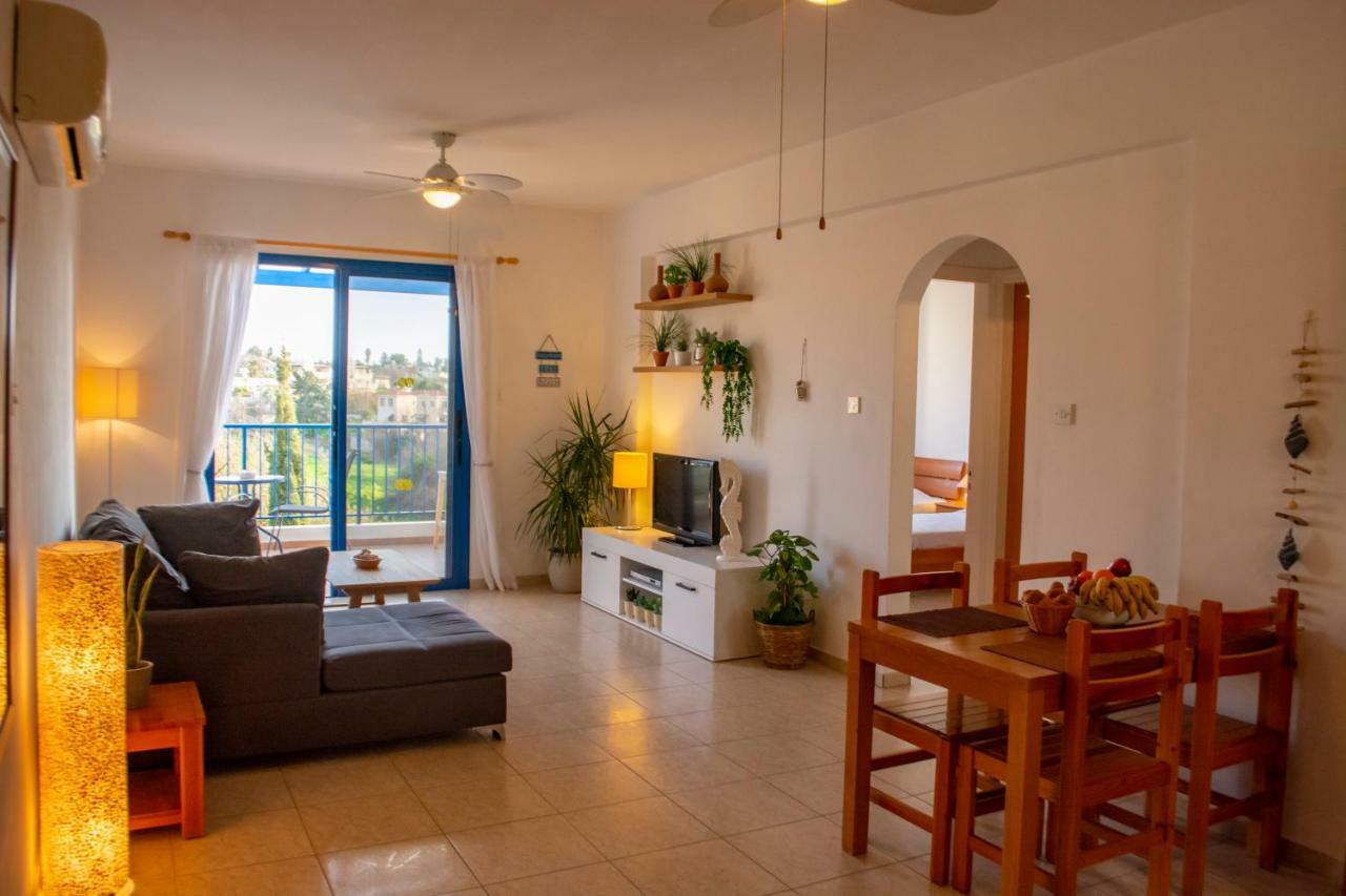 Ron'S Pergola Apartment Paphos Luaran gambar