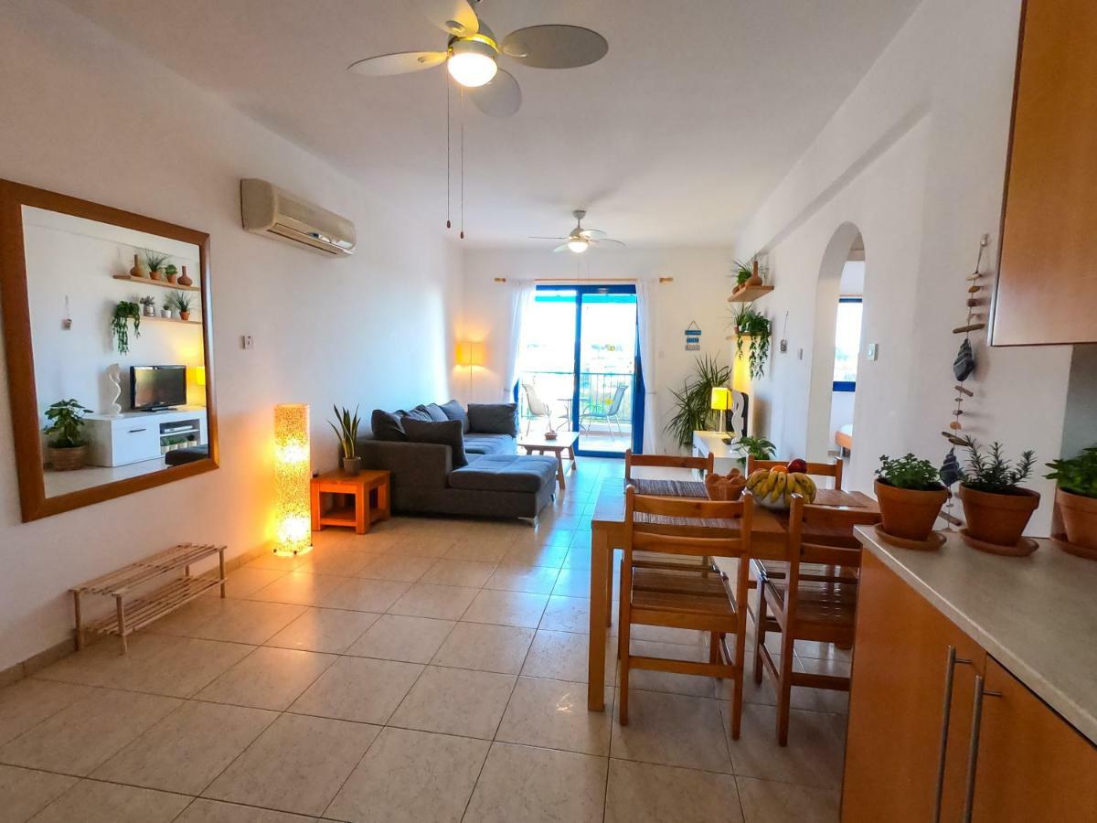 Ron'S Pergola Apartment Paphos Luaran gambar